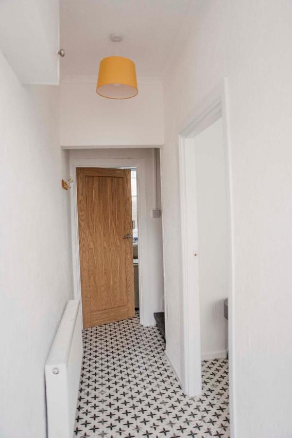 Villa Six Bells Retreat Abertillery Exterior foto
